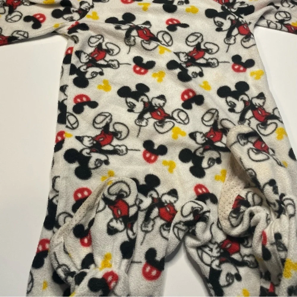Disney Junior Mickey Mouse 3T Footie Pajamas Zip Up PRELOVED STAINS ON feet